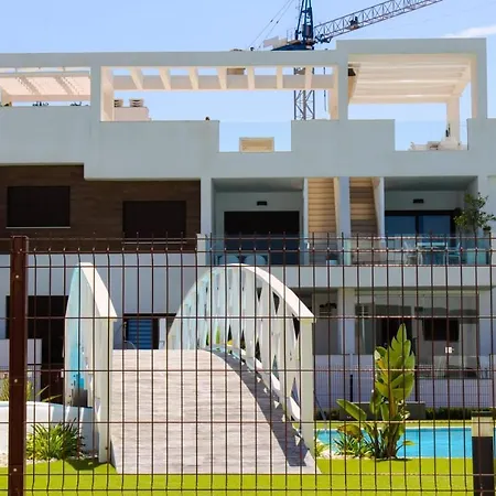 Apartment Queen Bungalow *****